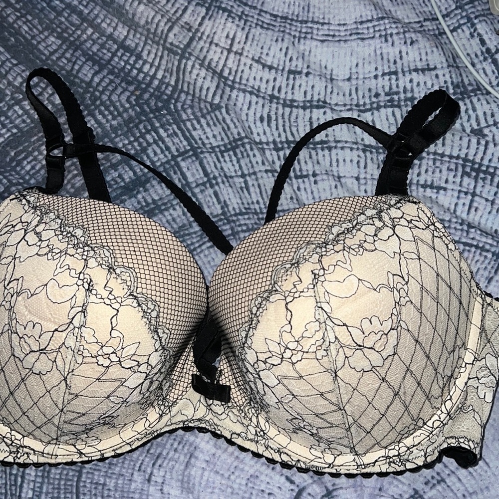 Victoria’s Secret Bra